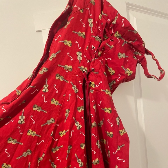 Hearts and Roses Red Lace Up Back Dress with Violins - Picture 4 of 5